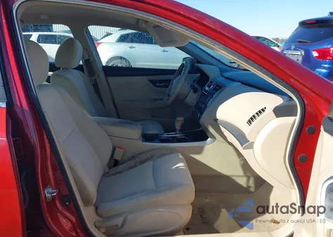 2013 Nissan Altima 2.5 S from USA, damaged, VIN 1N4AL3AP7DC112054